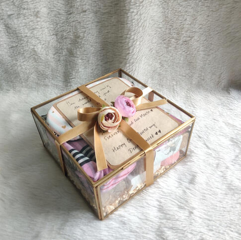 Glass Box Hamper